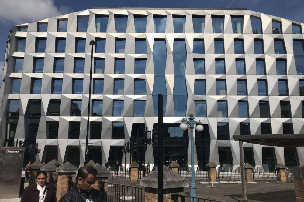 Hounslow-House-exterior-2__web sm