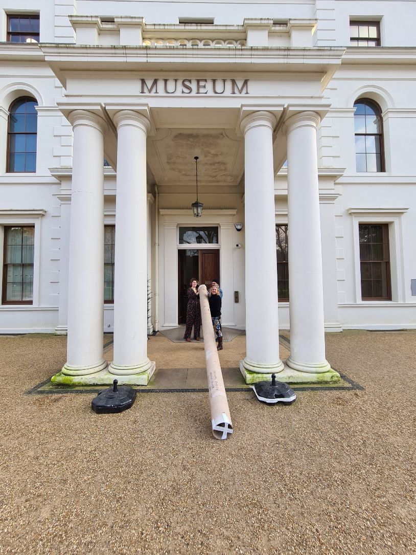 Delivering Blake to Gunnersbury Museum 2_web