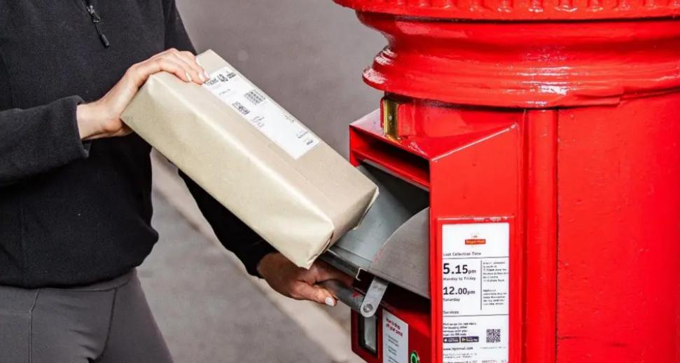 Royal Mail solar powered post boxes 2_web