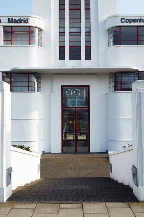 JC Decaux building
