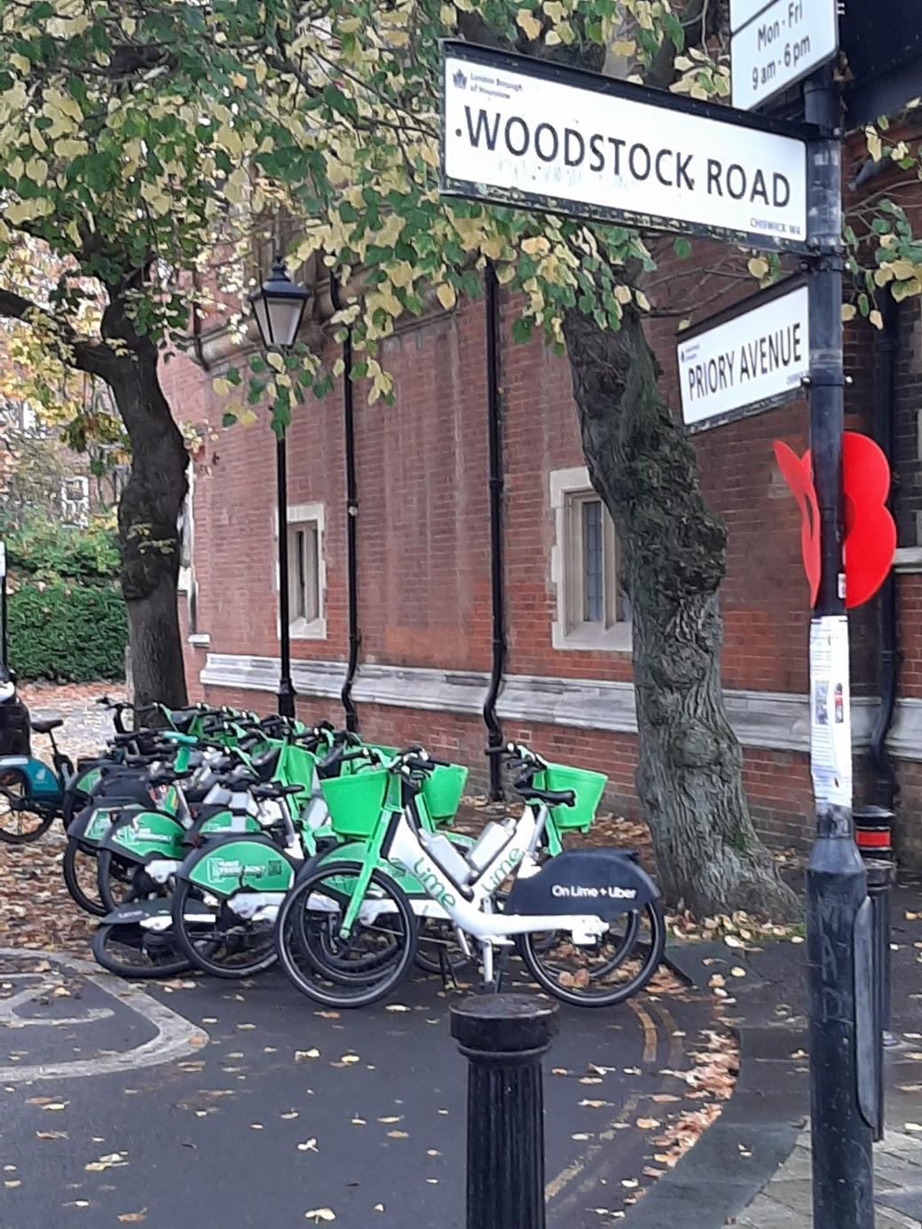 Lime bikes on Priory Ave (2)