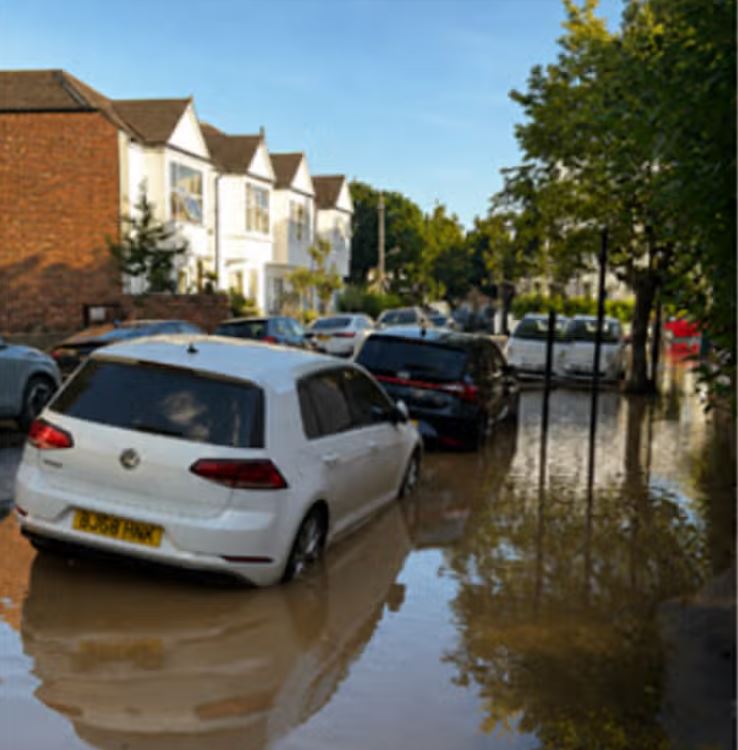 Thames Water burst main 1