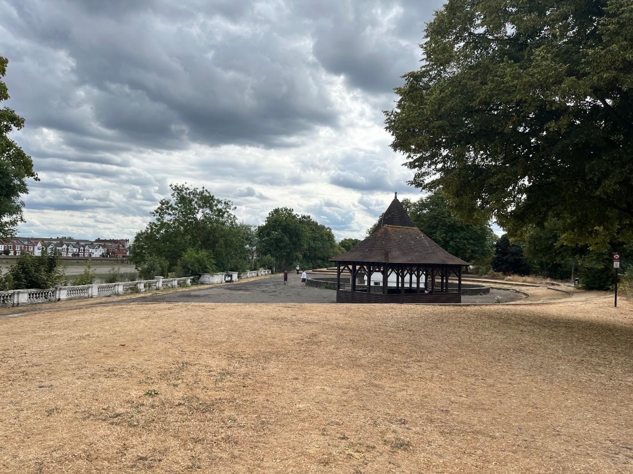 Dukes-Meadows-1-bandstand_web